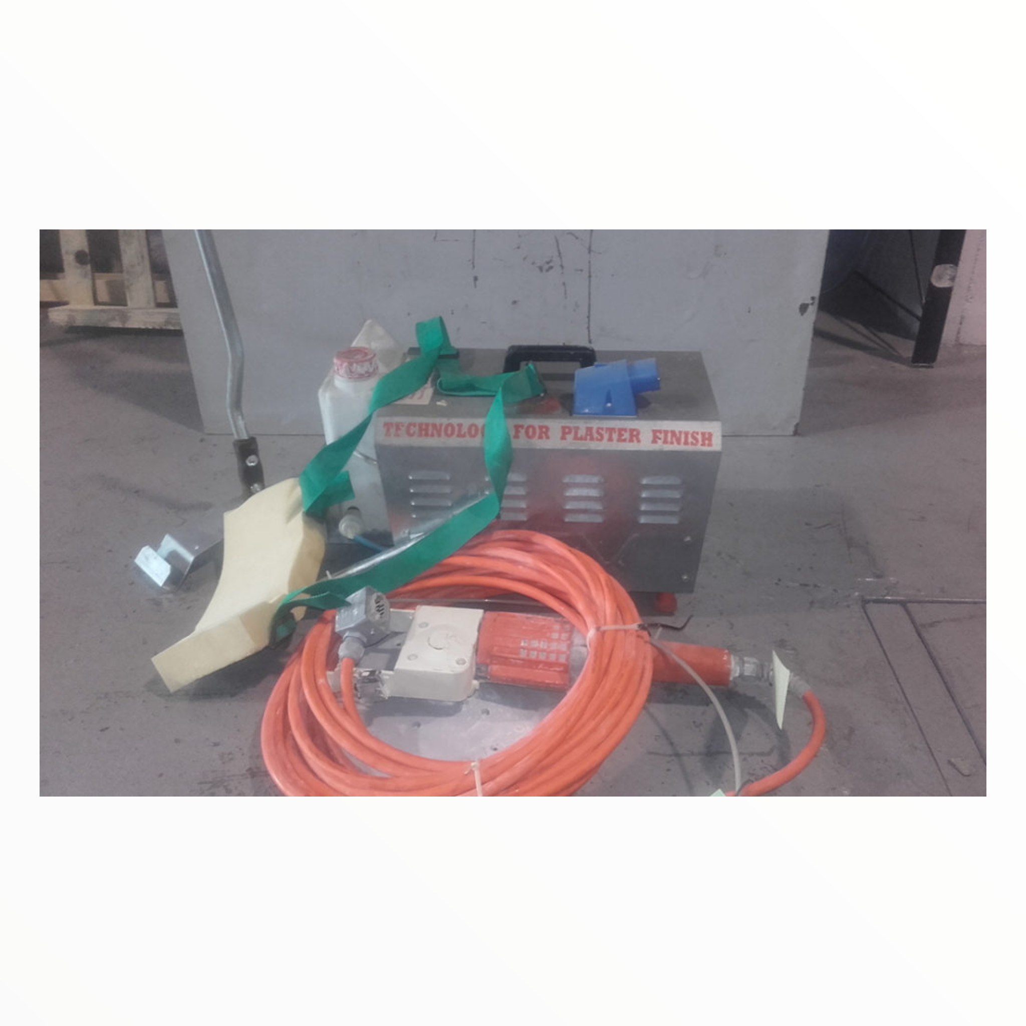 Frattazzatrice REV 4/548