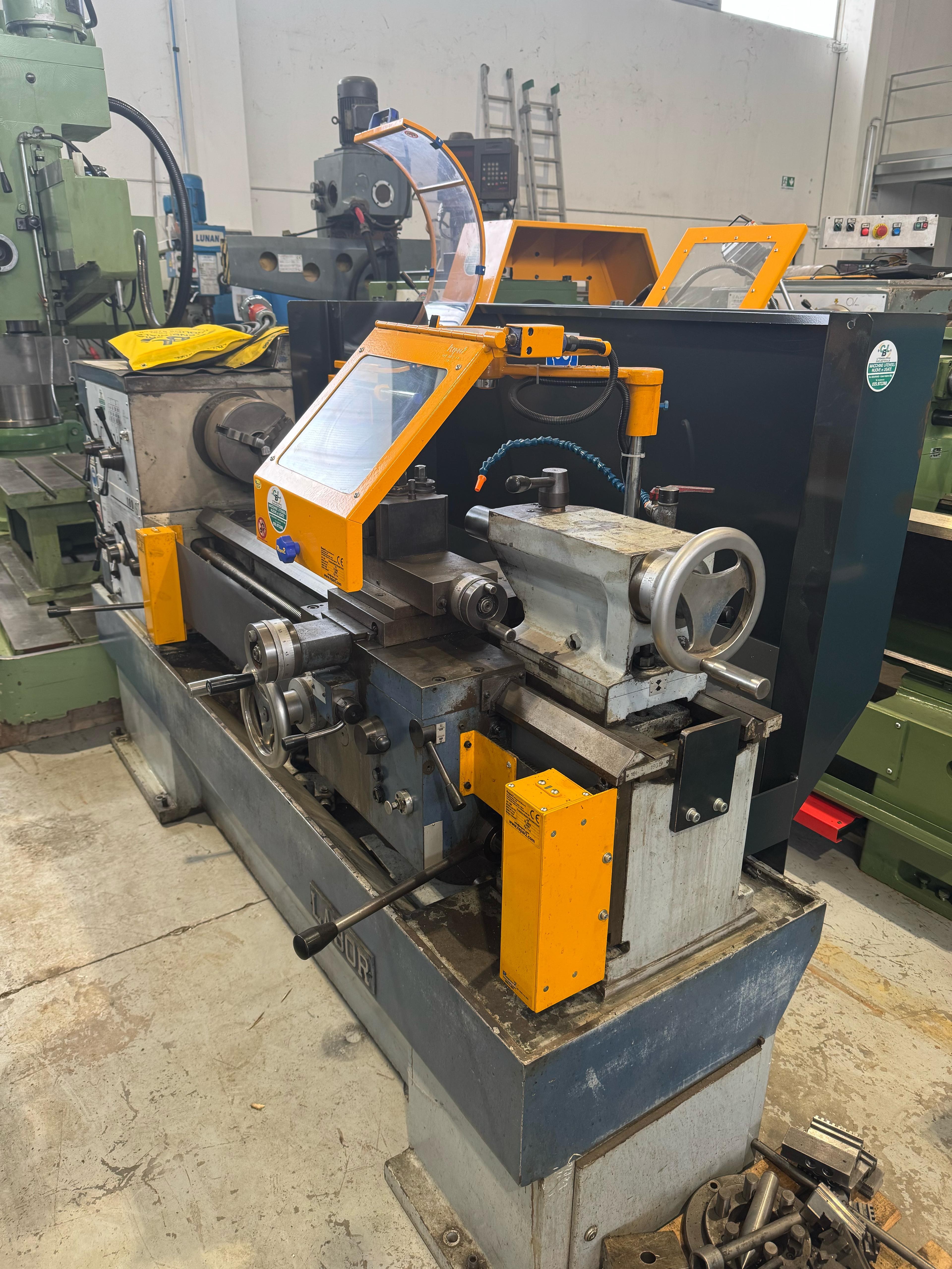 Tornio LABOR 180S usato