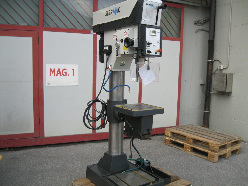Trapano a colonna SERRMAC R45