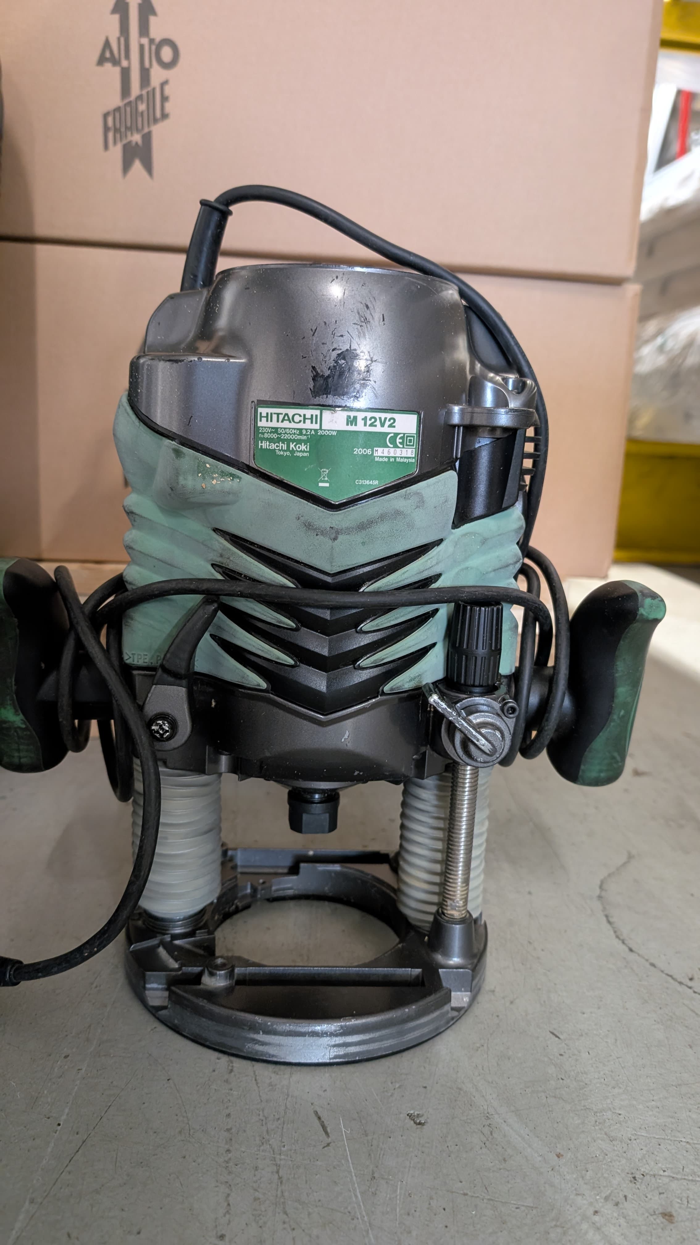 Fresatrice Hitachi M12V2